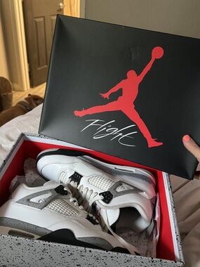 Air Jordan 4 Retro “White Cement”